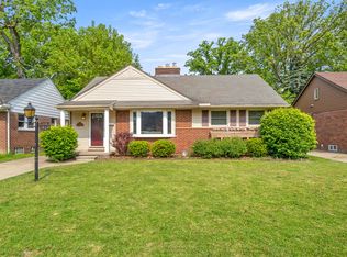 1464 Birchcrest Dr, Dearborn, MI 48124