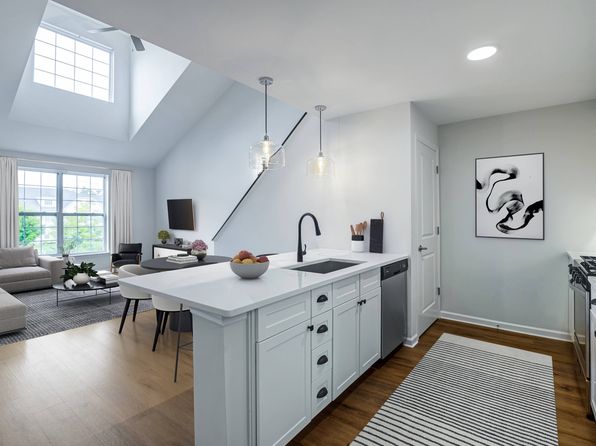217 N Highland Ave #2-2101