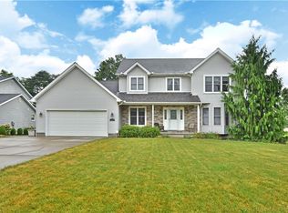 1229 Victory Hill Ln, Youngstown, OH 44515
