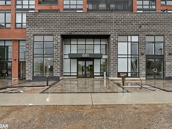 2nd image of 681 Yonge St #418