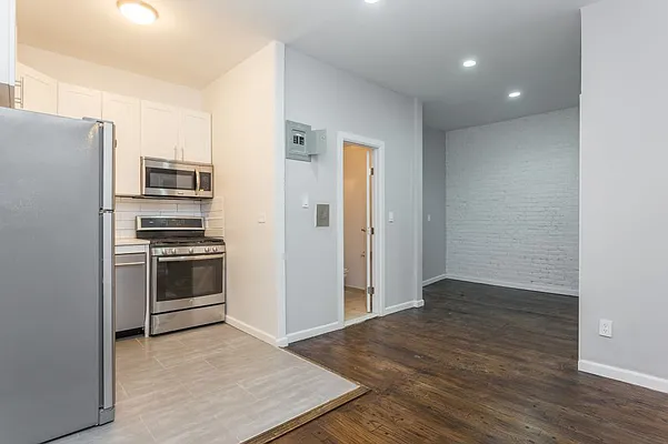 Rented by MNS | media 27