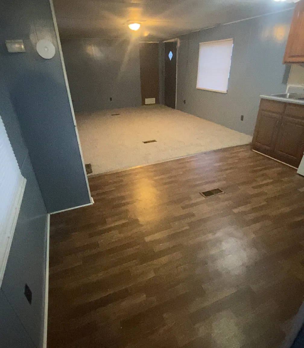 2 bed, 1500 sqft, $835 — Photo 3