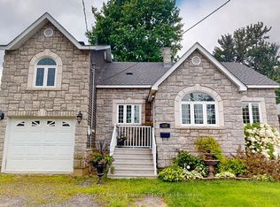 137 Whitney Ave, North Bay, ON P1A1Y7