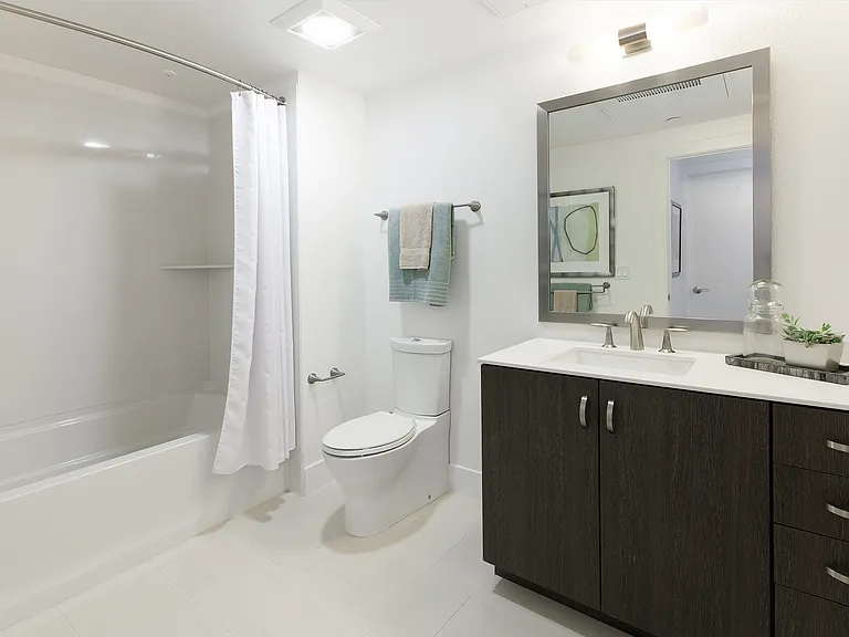 Pacific Terrace — Photo 13