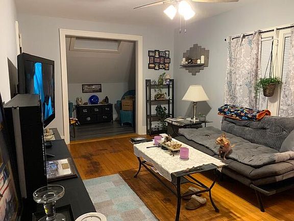 3rd image of 101 Lathrop Ave