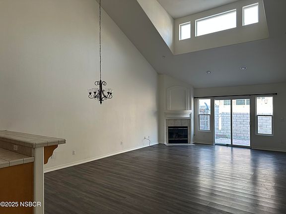 5th image of 2346 S Eastbury Way