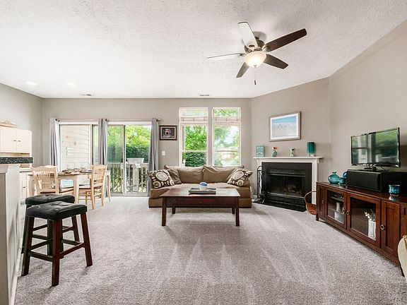4th image of 3574 Fishinger Mill Dr