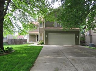 1330 E 153rd Ter, Olathe, KS 66062