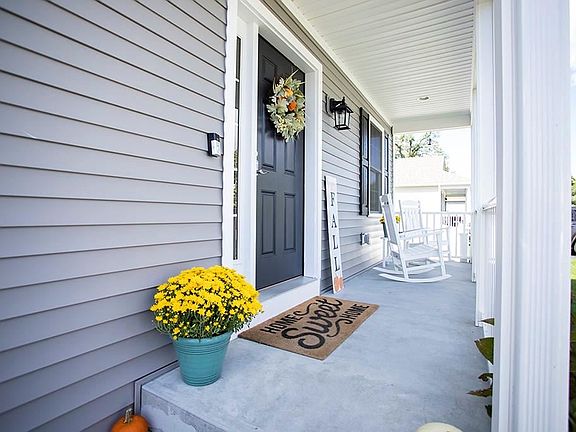 3rd image of 15 Saint Theresa Ave
