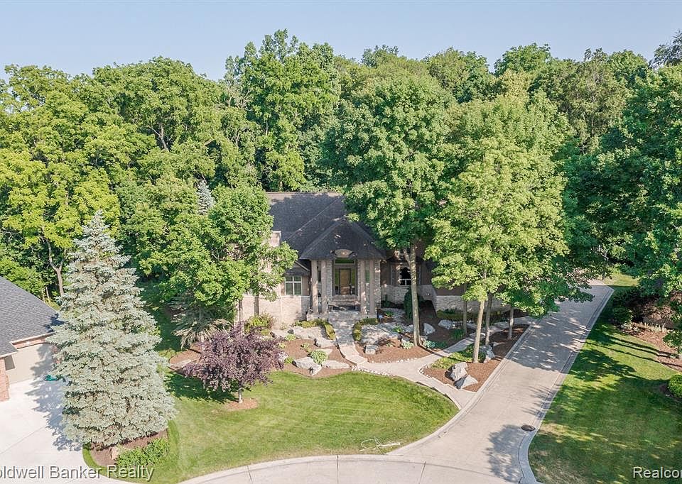 36703 Kenmore Dr, Farmington Hills, MI 48335 MLS 20230049905 Zillow