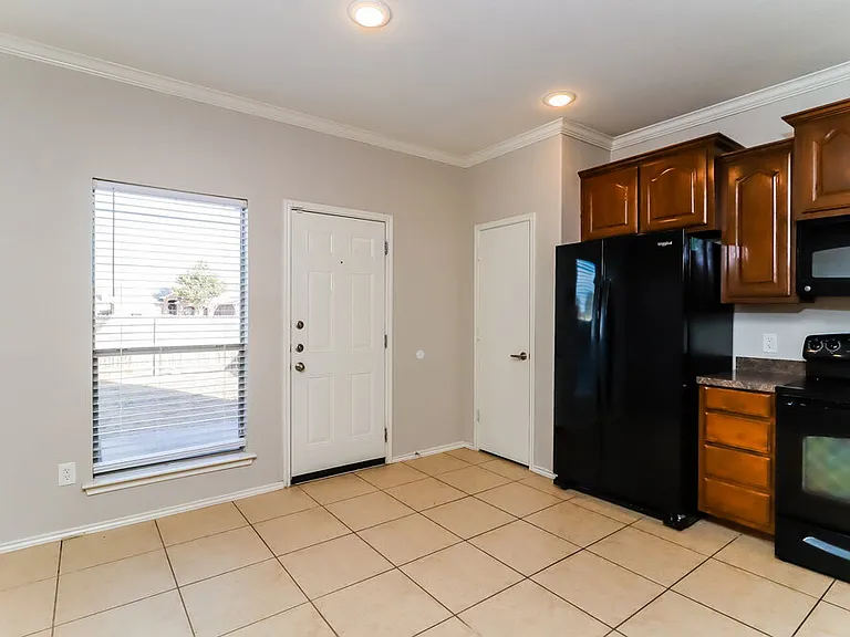 1116 Kielder Cir — Photo 8