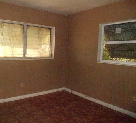 5th image of 1301 NW 188th Ter