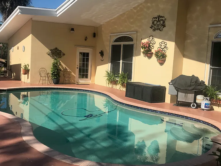 Private entrance, large heated pool
