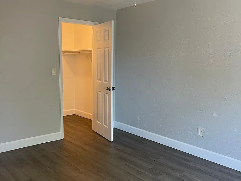 5900 22nd Ave N #1 — Photo 20