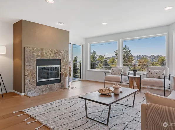 1028 Lakeview Boulevard E #3, Seattle, WA 98102