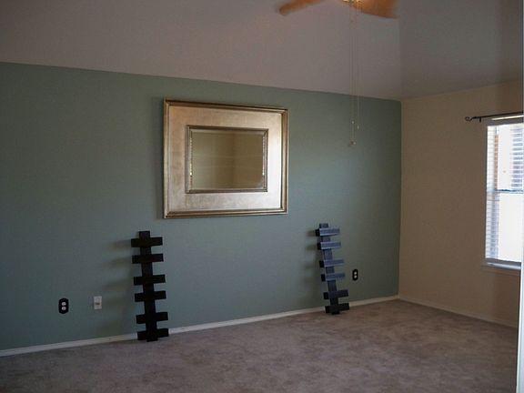 5th image of 12165 Thicket Bend Dr