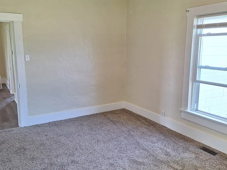 5325 Smithland Rd — Photo 12