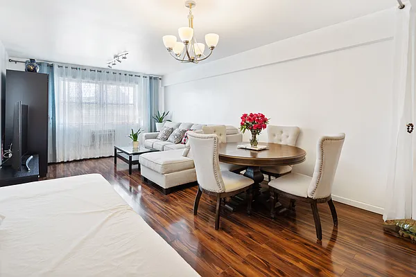 Sold by B Square Realty | media 9