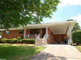 9814 Brooks Ln, Little Rock, AR 72205