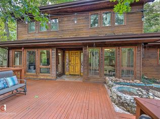 10 Raleigh Hills Ln, Bella Vista, AR 72715