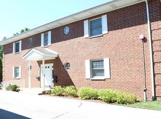 8629 W North Ave, Milwaukee, WI 53213