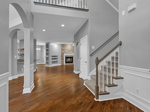 4th image of 508 Appleseed Ct