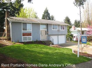 2462 SW 20th St, Gresham, OR 97080