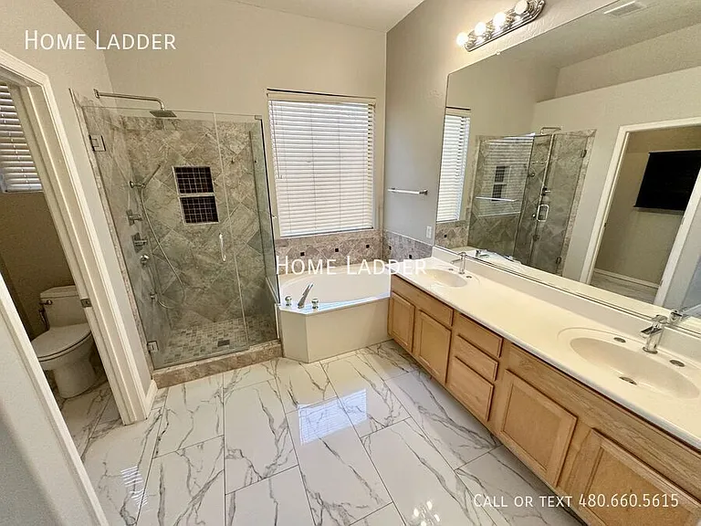 244 W Merrill Ave — Photo 13