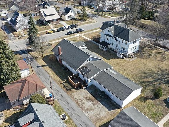 4th image of 217 Kingston Rd