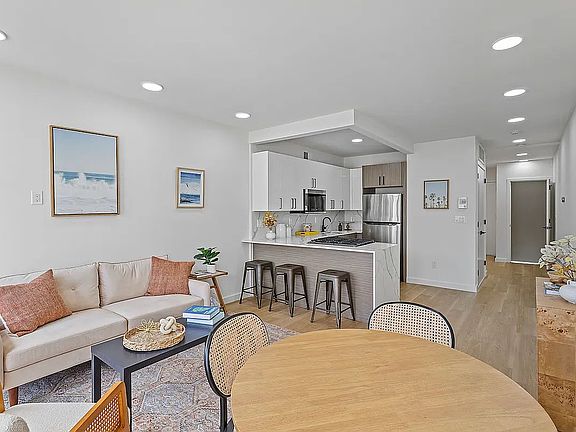 5th image of 3112 Emmons Ave #3138A-2