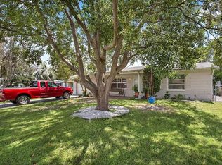 4740 Eastwood Ln, Holiday, FL 34690