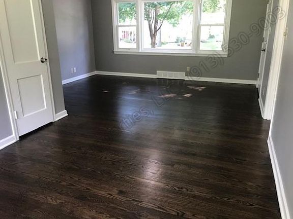 4th image of 8615 Woodward St
