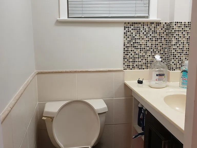 44 Guildcrest Dr #LOWER — Photo 6