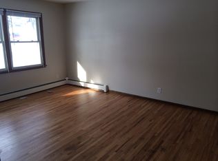 351 14th Ave S, South Saint Paul, MN 55075