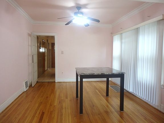 3rd image of 1637 Cuyler Ave