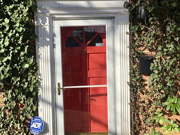 2nd image of 600 N Alfred St