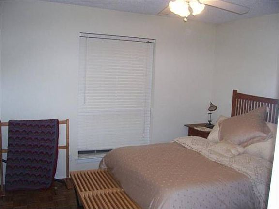 5th image of 2404 Orleans Dr