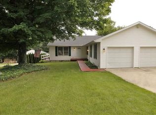 703 Jersey Ave, Normal, IL 61761