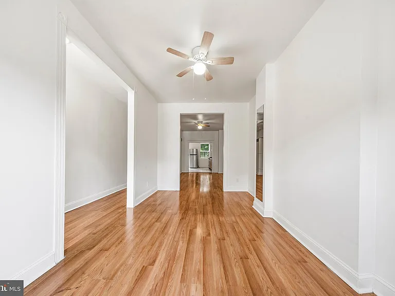 2516 W Pratt St — Photo 4