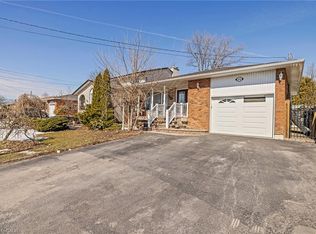 490 Queen Victoria Dr, Hamilton, ON L8W 1G9