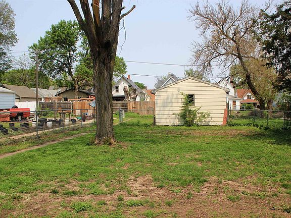 2nd image of 1615 W 15th St