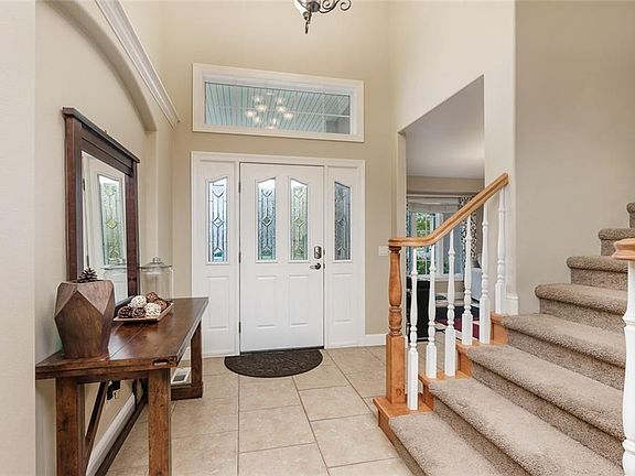 3rd image of 4331 Huckleberry Ln S