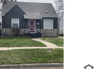 25455 Stanford St, Dearborn Heights, MI 48125