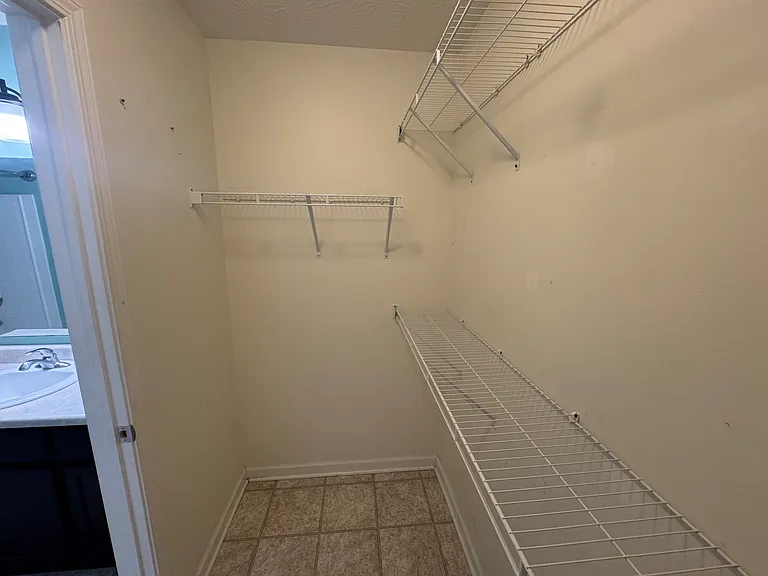 2584 Shadowbrook Trce — Photo 14
