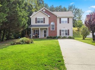 3825 Poplar Valley Ln, Winston Salem, NC 27127