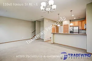 Fabulous 2 Bed 2.5 Bath Townhome — Photo 4