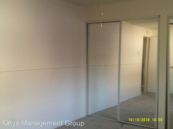 5th image of 2704 NE 86th Ave APT 1