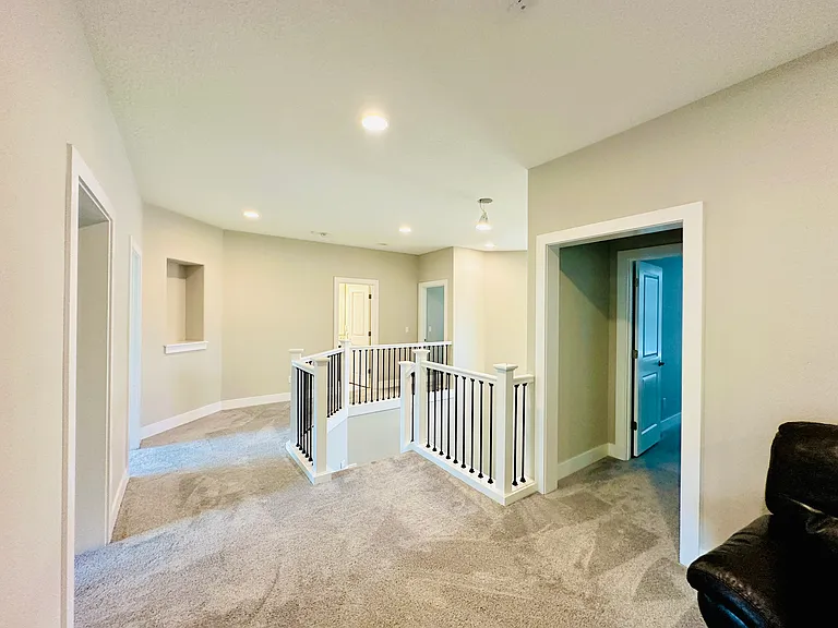 7815 NW 166th Ave — Photo 38
