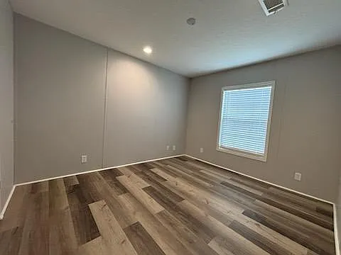 4000 24th St N #530 — Photo 2