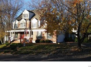 706 Mark Wesley Ln, Ballwin, MO 63021